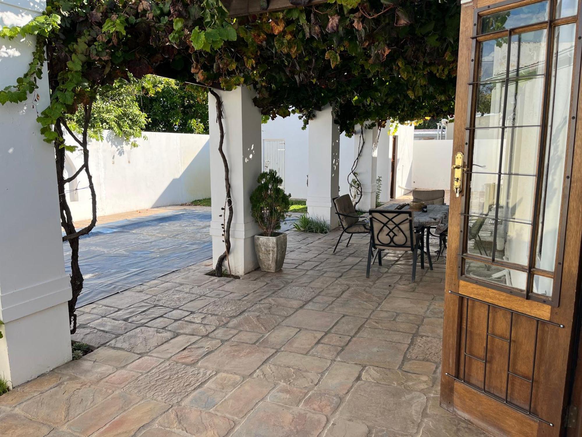 Toni'S Cottage Graaff-Reinet Екстериор снимка
