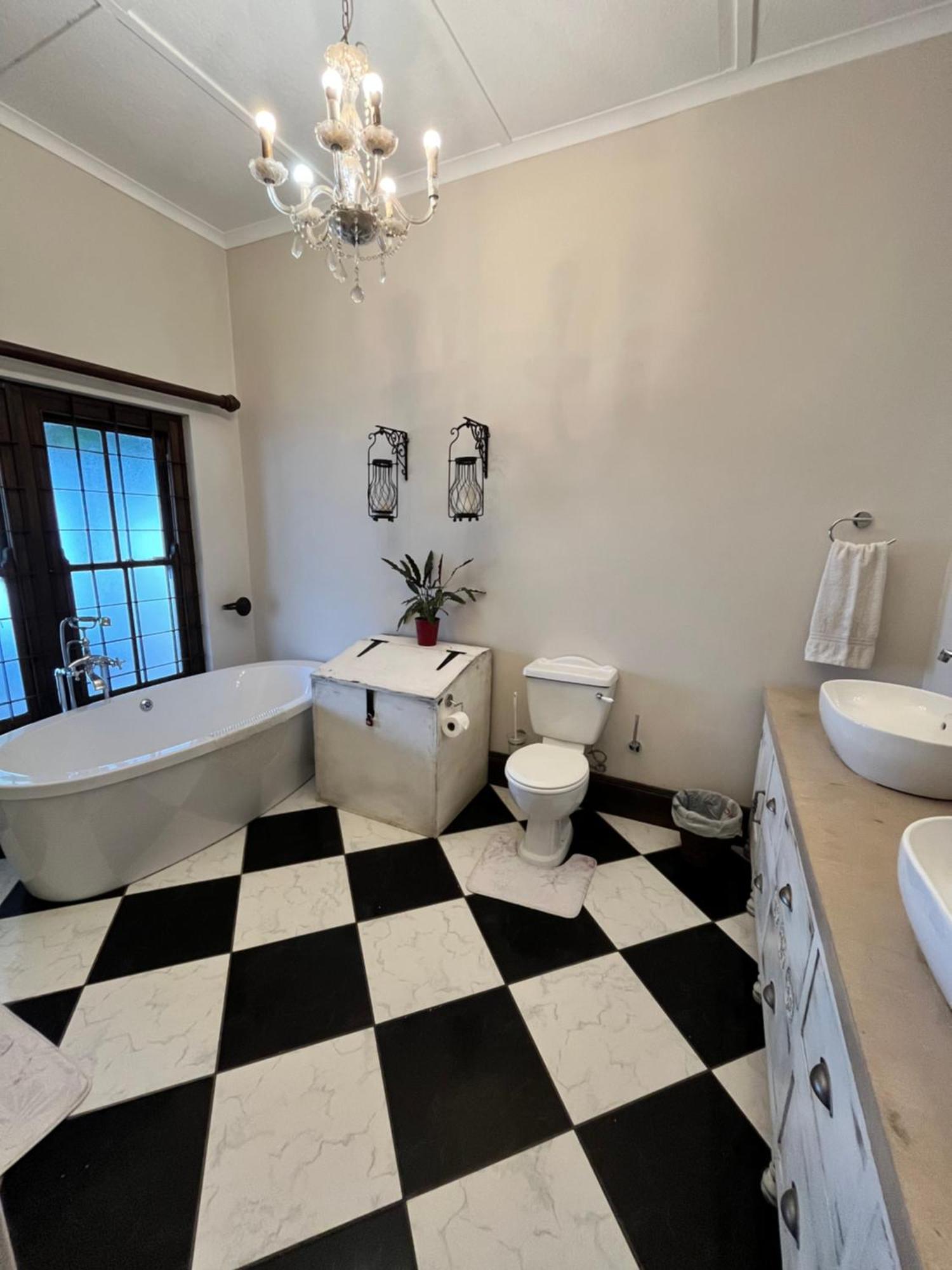 Toni'S Cottage Graaff-Reinet Екстериор снимка
